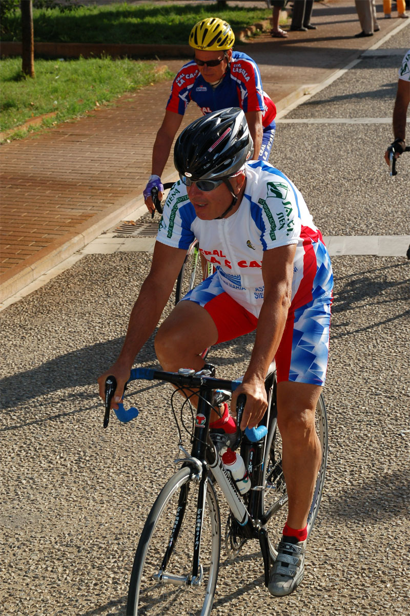 gal/2006/07 - Fondo della Valdarbia II serie/1 - Partenza/DSC_0105-01.jpg